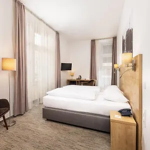 Ring 3* Budapesta